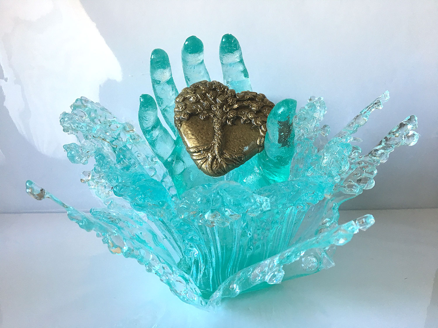 Home is where the heart is - a resin sculpture by Sue Findlay Designs